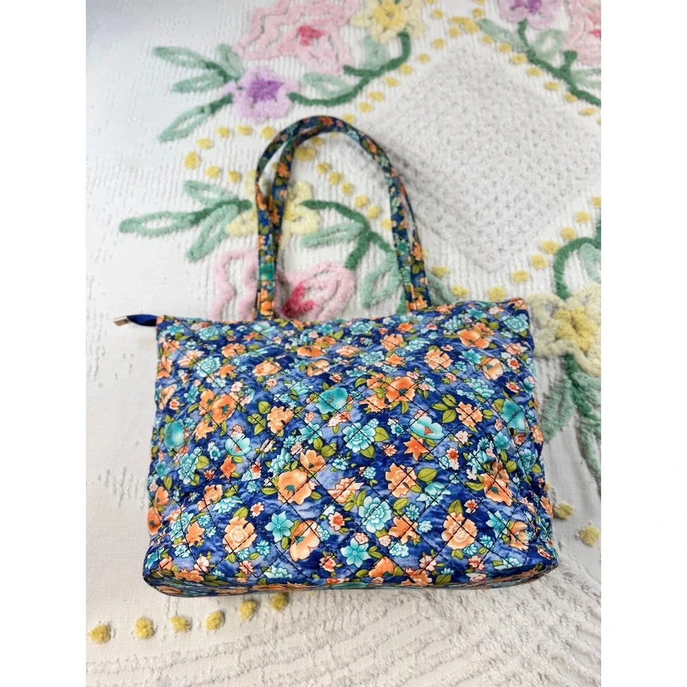 Blue Floral Quilted Cotton Tote Bag Zippered Shoulder Bag with Pockets